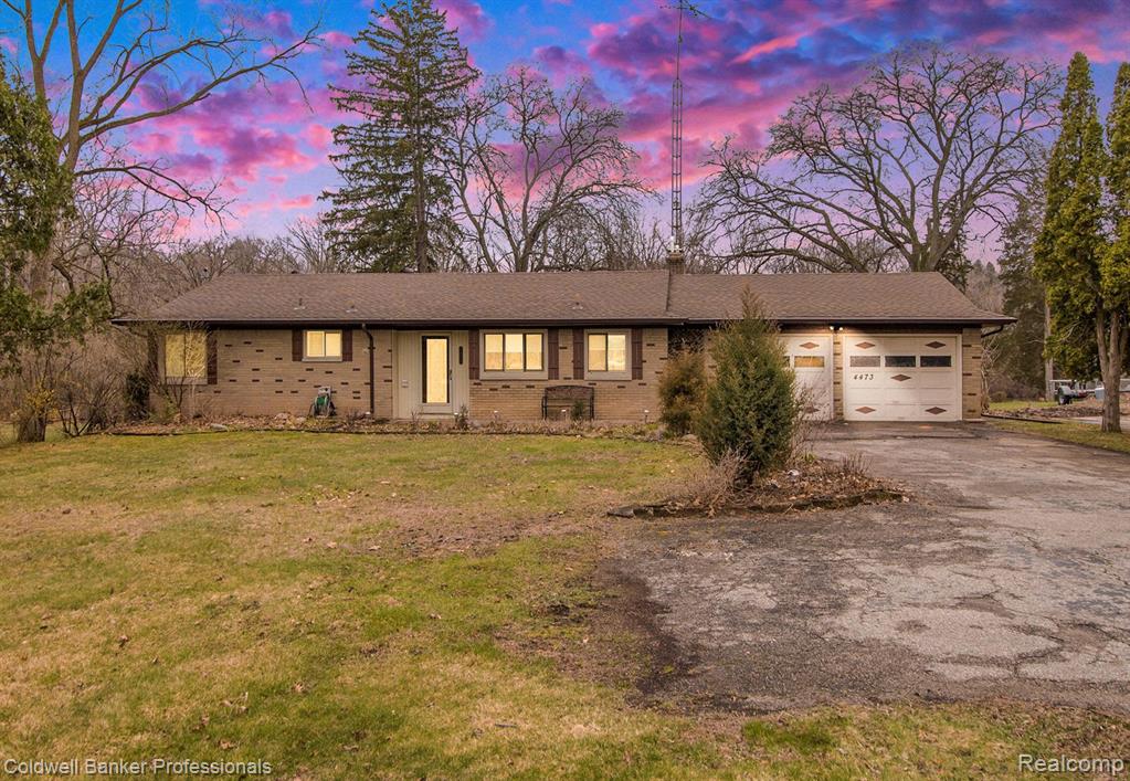 4473 CEDARDALE Lane, Flushing, MI 48433 — Photo 2