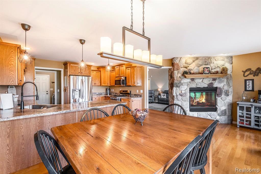 9128 WOODRIDGE Drive, Davison, MI 48423 — Photo 14
