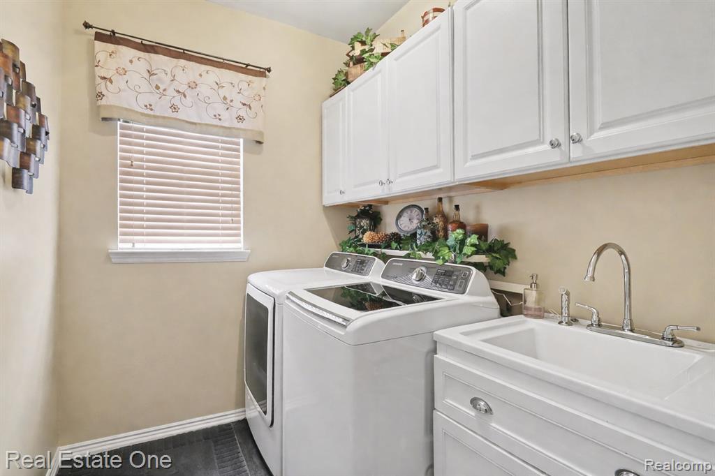 855 Island Lake Drive, Oxford, MI 48371 — Photo 16