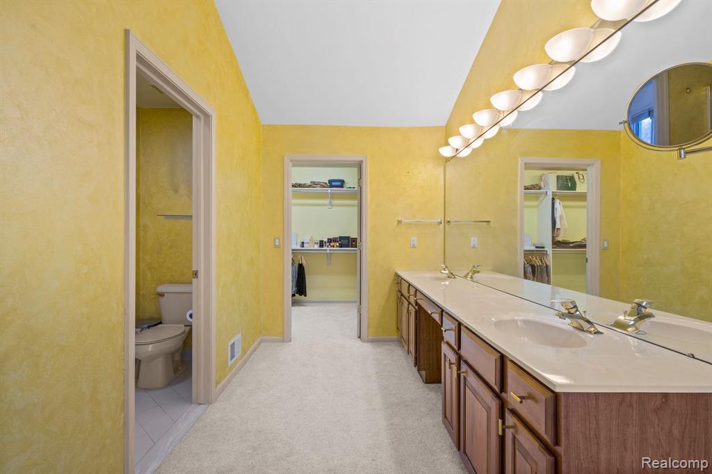 433 TORRINGTON Drive W, Canton, MI 48188 — Photo 24