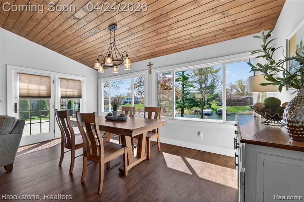 3426 KINGSWAY, Highland, MI 48356 — Photo 20
