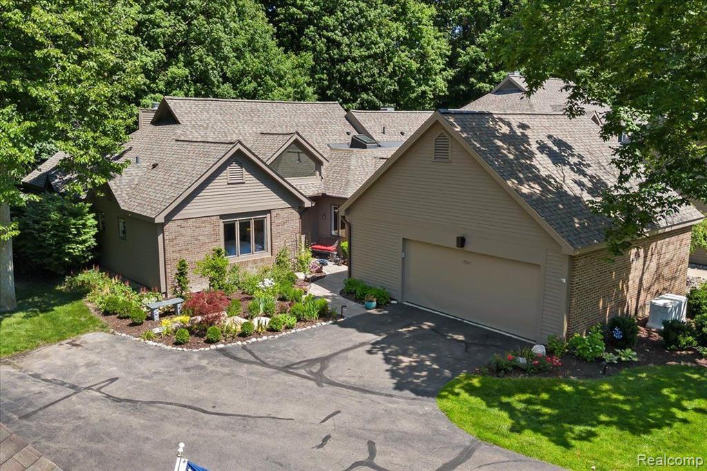 4596 COTTONWOOD Drive, Ann Arbor, MI 48108 — Photo 37