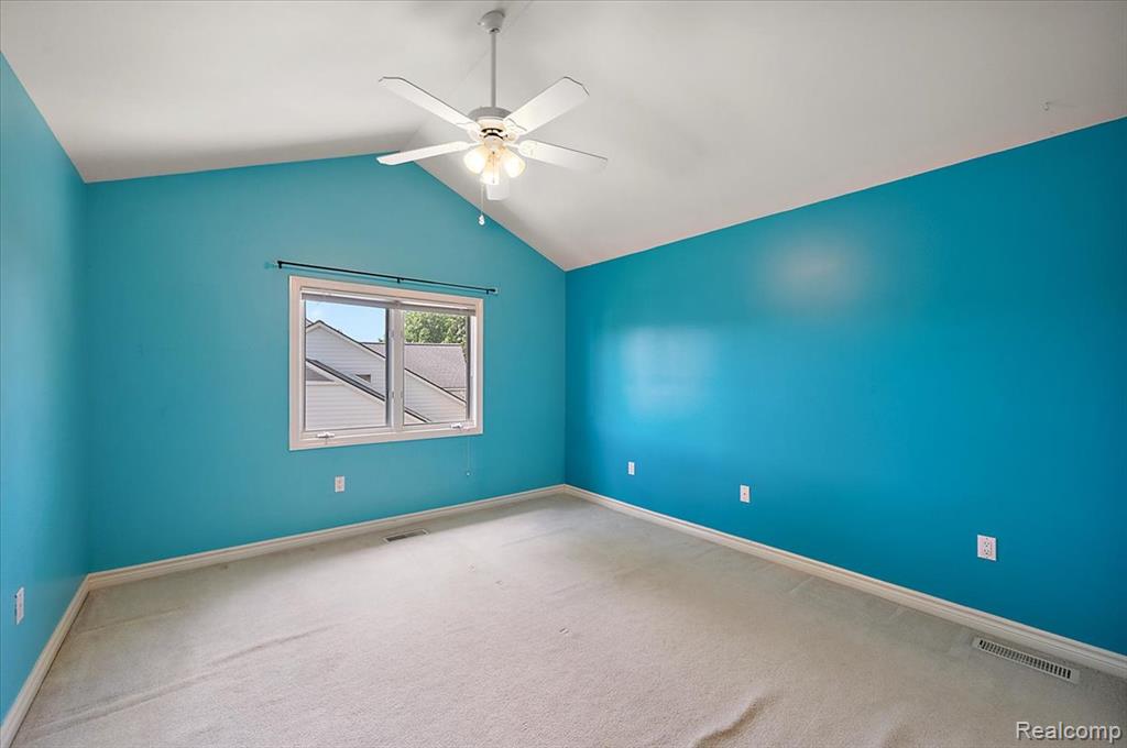 4417 Island View Drive, Waterford, MI 48328 — Photo 45