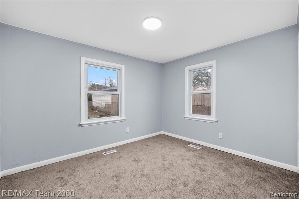 33101 Donnelly Street, Garden City, MI — Photo 24