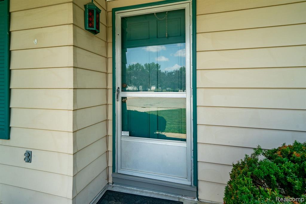 6157 Coventry Drive, Swartz Creek, MI 48473 — Photo 5