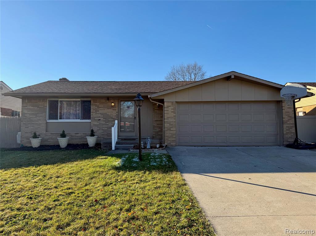 28428 Weddel Avenue, Brownstown, MI 48183 — front exterior