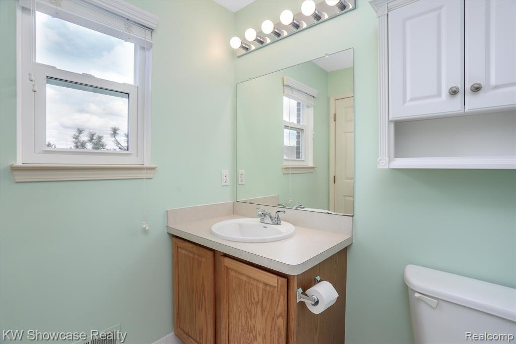 443 CONCORD Drive, Canton, MI 48188 — Photo 21