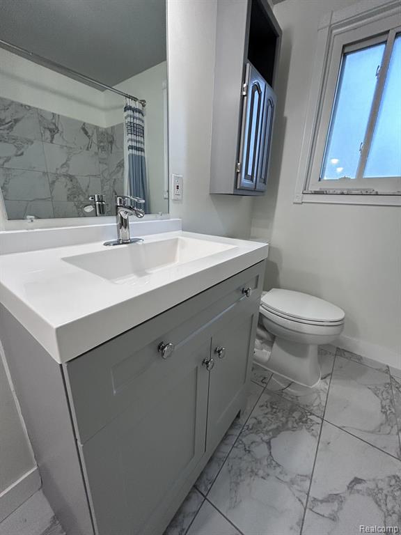 898 Portsmouth Drive, Troy, MI 48084 — Photo 16