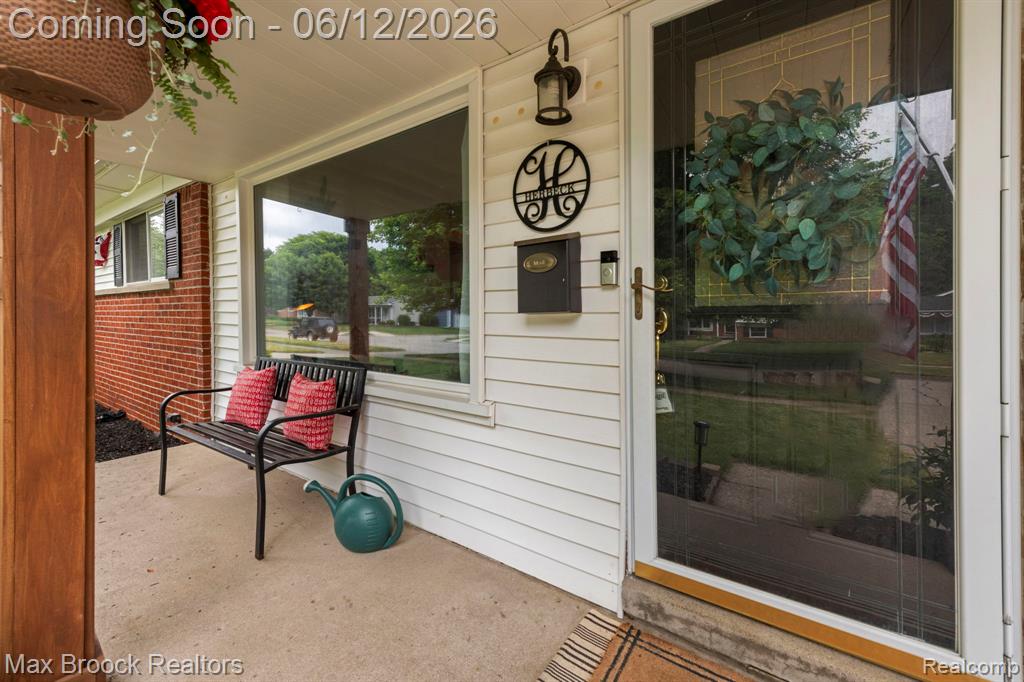 14474 Oxford, Plymouth, MI 48170 — Photo 2