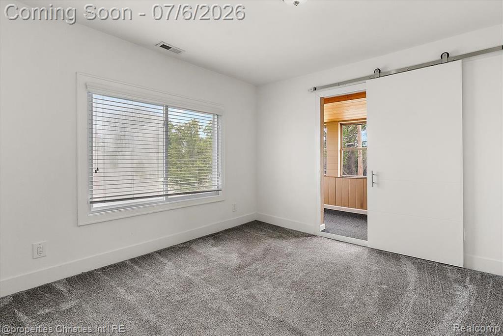 22482 Beach Street, Saint Clair Shores, MI 48081 — Photo 33