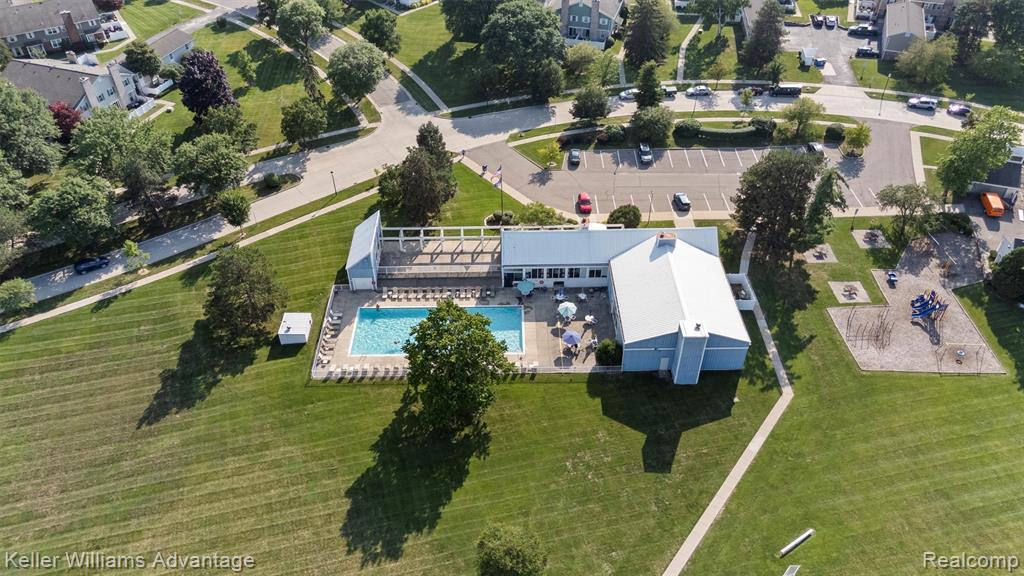 42105 Roscommon Street, Novi, MI 48167 — Photo 54