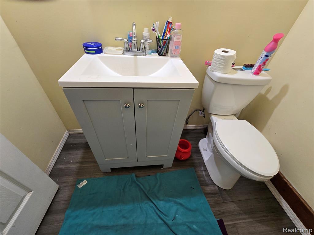 11351 MCDOUGALL Street, Hamtramck, MI 48212 — Photo 17