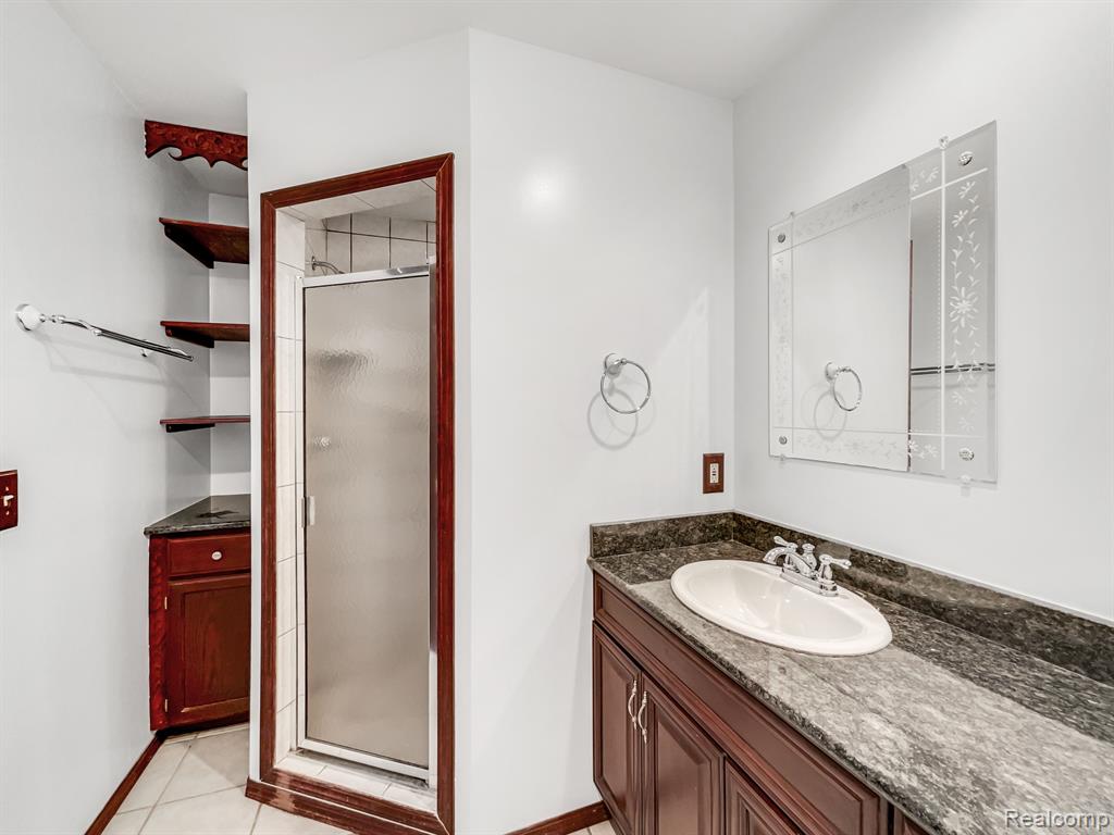 411 ROBYN Drive, Canton, MI 48187 — Photo 18