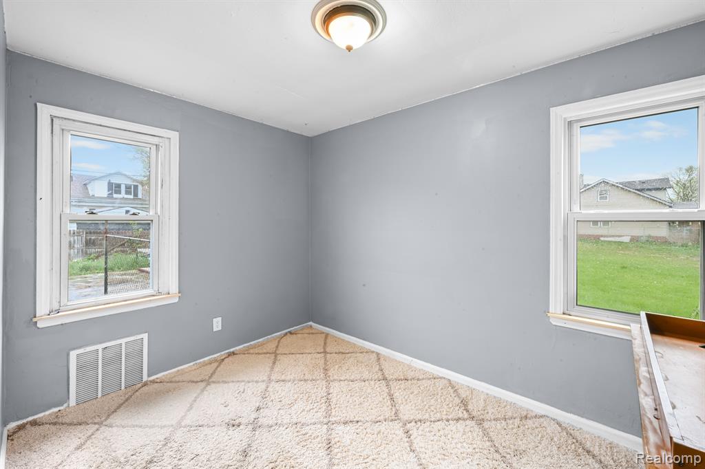 3454 S BEATRICE Street, Detroit, MI 48217 — Photo 16
