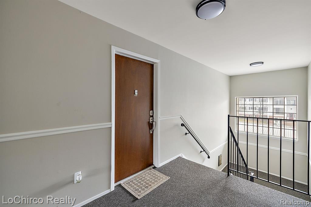 470 BALDWIN Avenue, Rochester, MI 48307 — Photo 22