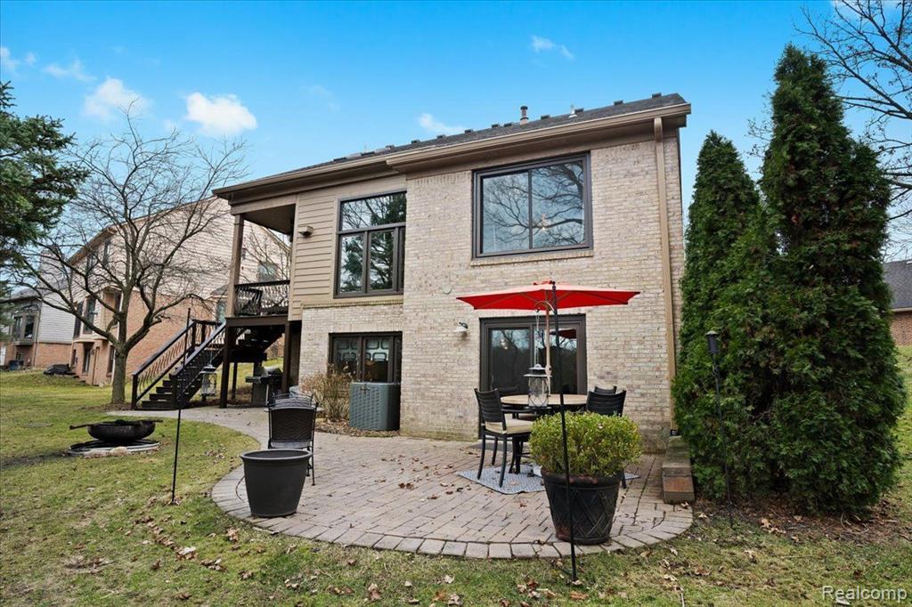 42586 WATERFORD Road, Northville, MI 48168 — Photo 43