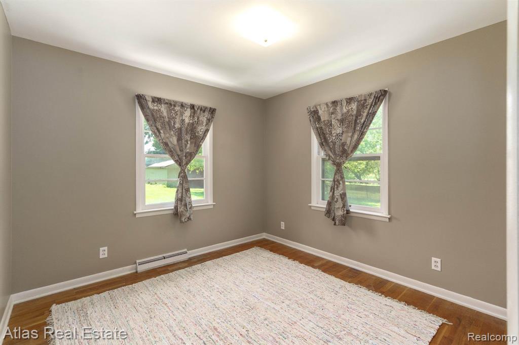 9450 HOGAN Road, Fenton, MI 48430 — Photo 31