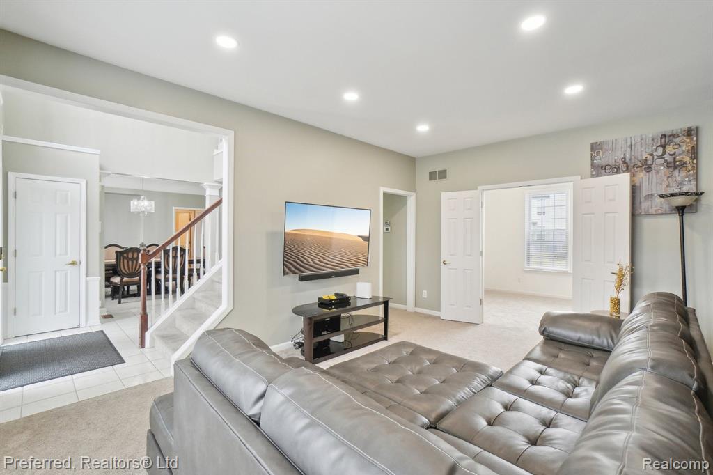 8045 Creek Bend Drive, Ypsilanti, MI 48197 — Photo 22