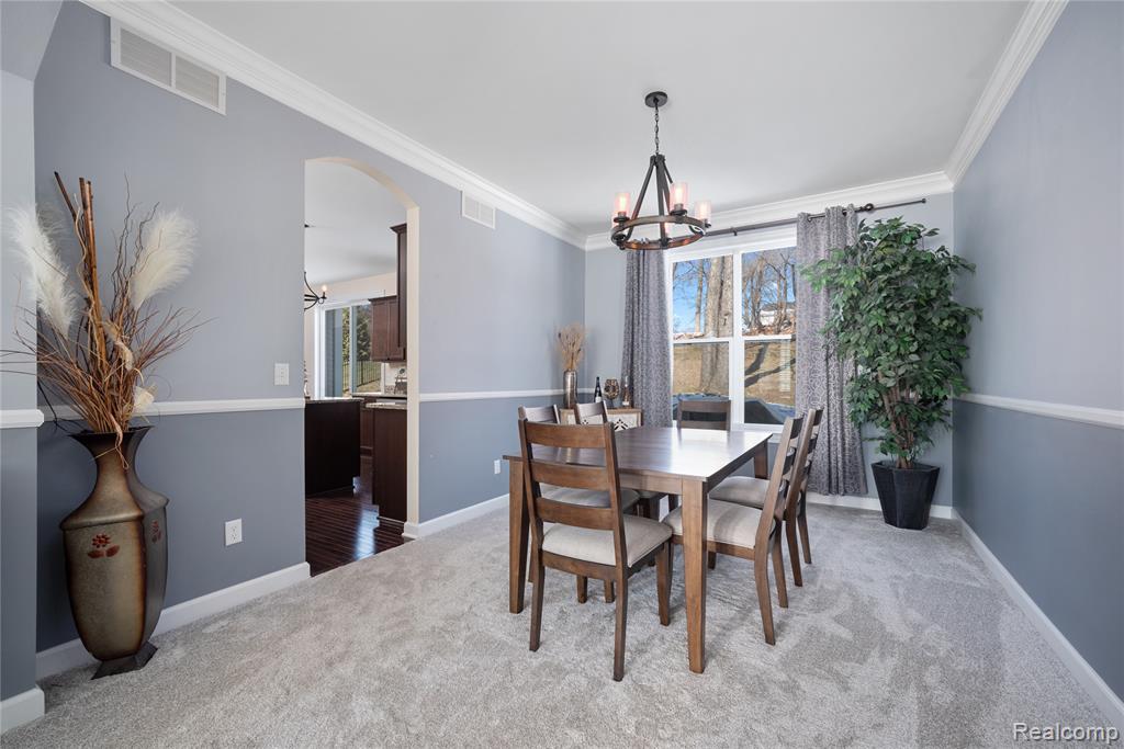 529 Napa Valley Drive, Milford, MI 48381 — Photo 5