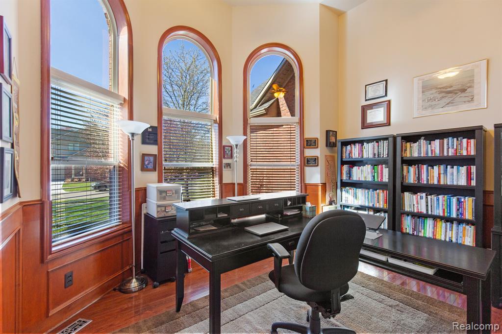 7689 BIRCH Lane, Shelby Twp, MI 48316 — Photo 6