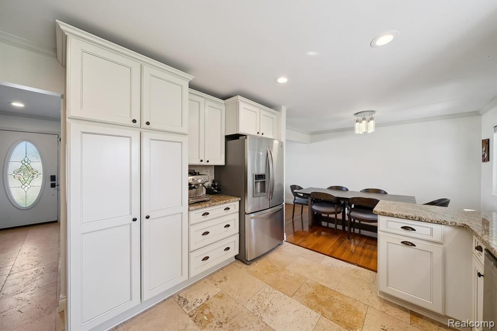 40166 Kristen Drive, Sterling Heights, MI 48310 — Photo 13