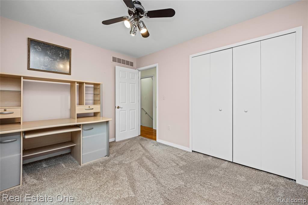 4642 Ponderosa Street, Commerce Twp, MI 48382 — Photo 21
