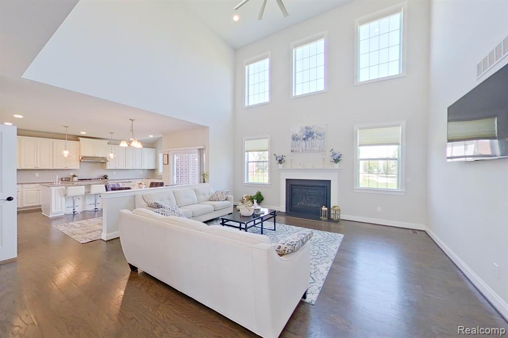 2441 BLACKWOOD, Canton, MI 48188 — Photo 9