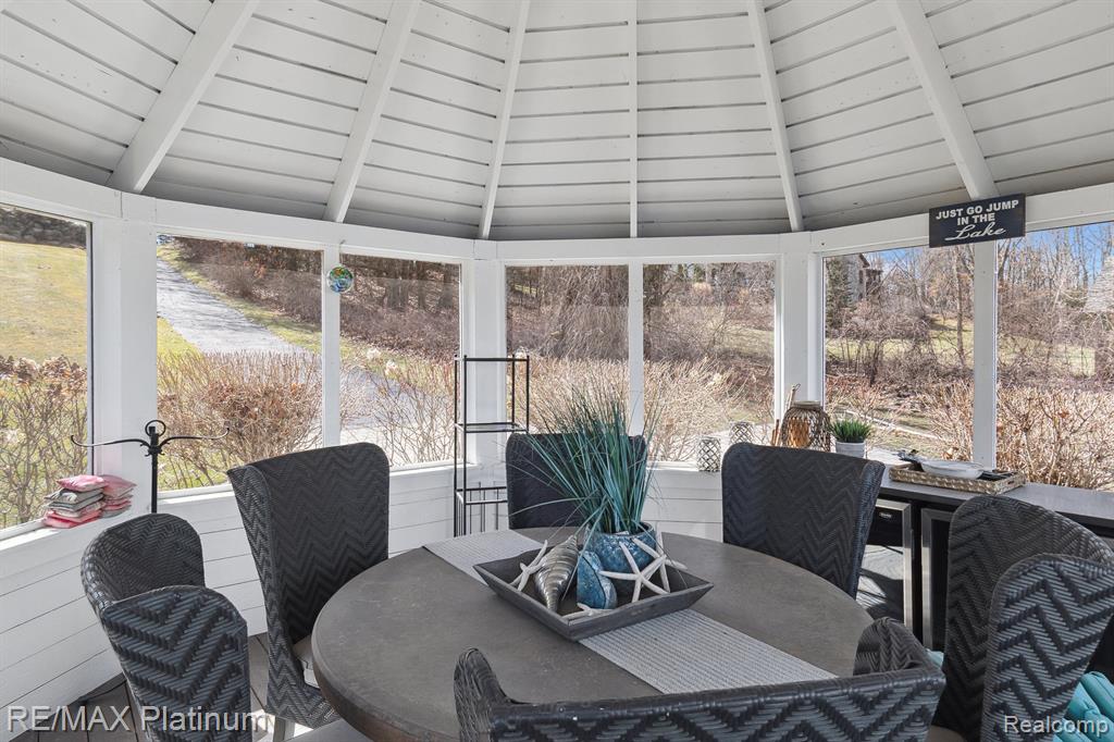 3304 OUTBACK Trail, Pinckney, MI 48169 — Photo 34