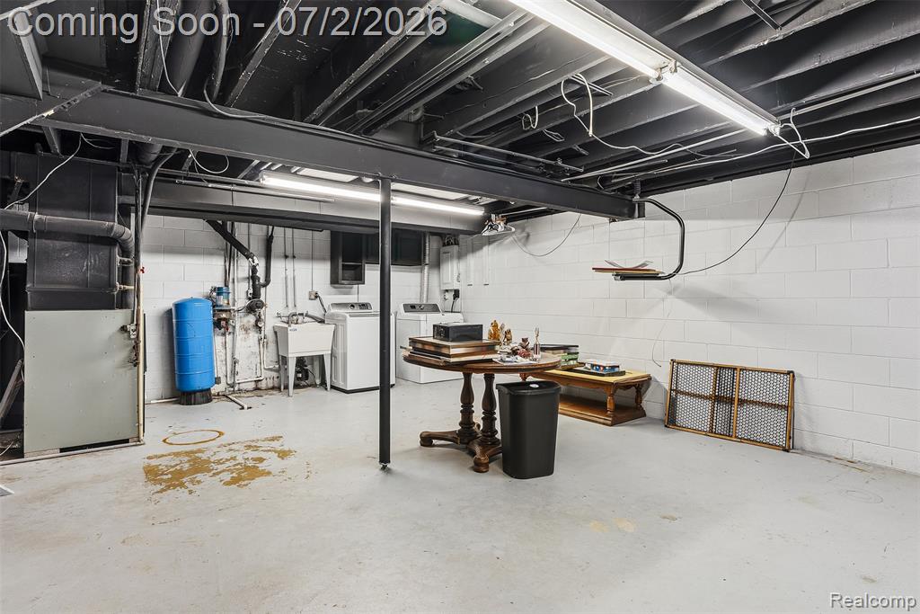 305 East Road, Holly, MI 48442 — Photo 27