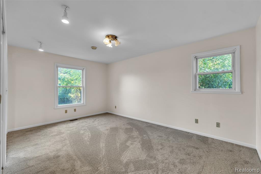4419 Grace Avenue, Wayne, MI 48184 — Photo 25