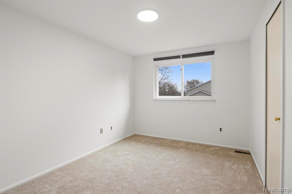 46749 Camelia Drive, Canton, MI 48187 — Photo 22