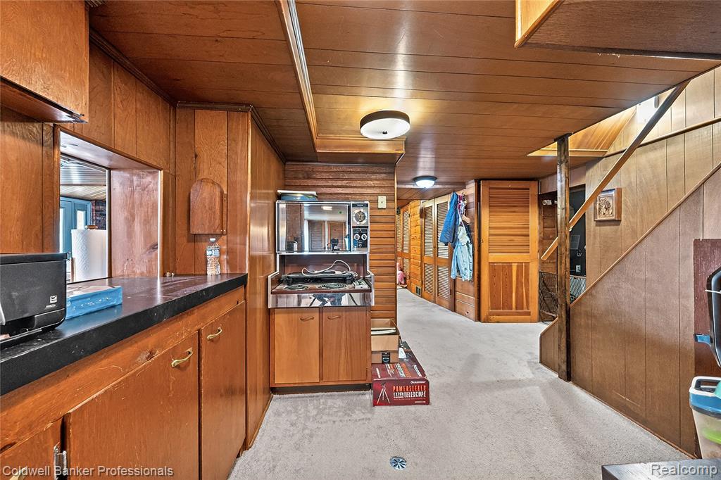 2556 N Williams Lake Rd. Road, Waterford, MI 48327 — Photo 16