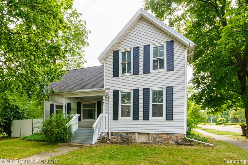 702 S BARNES Street, Mason, MI 48854 — Photo 20