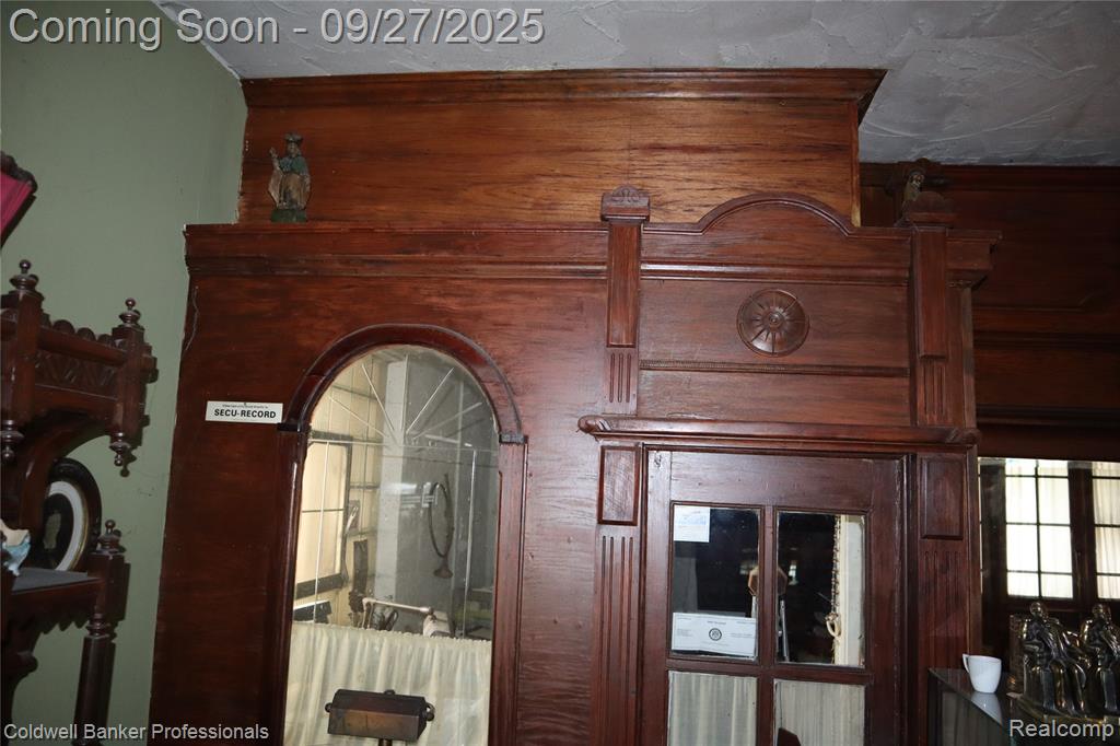 216 S Broad Street, Holly, MI 48442 — Photo 5