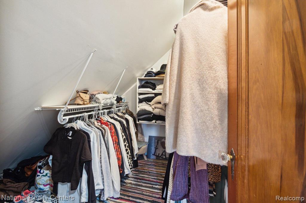 913 ORCHARD GROVE Drive, Royal Oak, MI 48067 — Photo 27