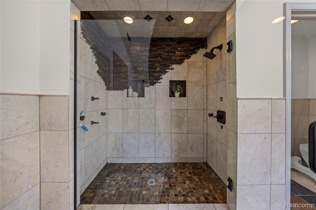 50045 E Fellows Creek Court, Plymouth, MI 48170 — Photo 45