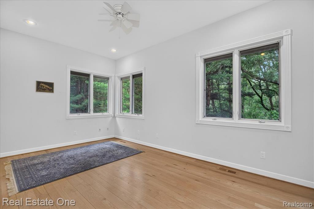 425 Courtney Road, Leonard, MI 48367 — Photo 49
