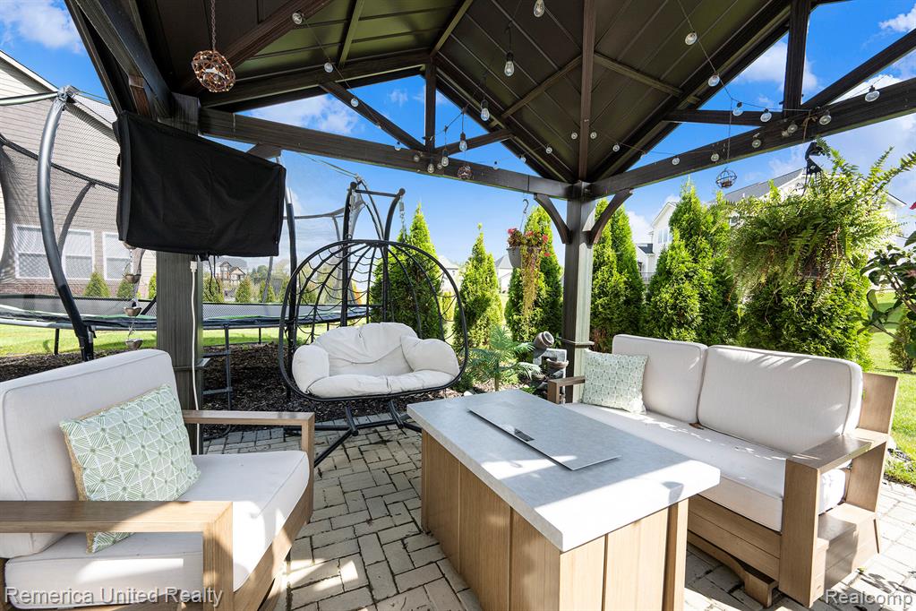 53213 Bay Laurel Lane, South Lyon, MI, 48178