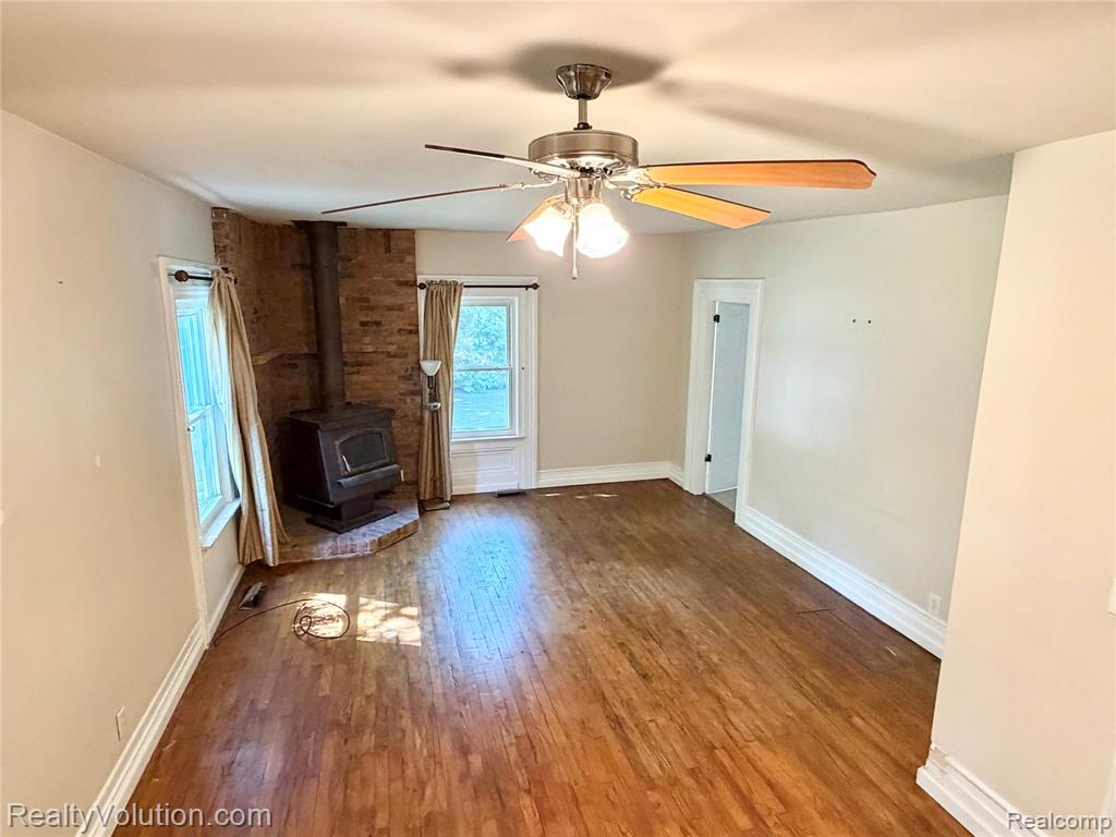 718 S Main Street, Almont, MI 48003 — Photo 18