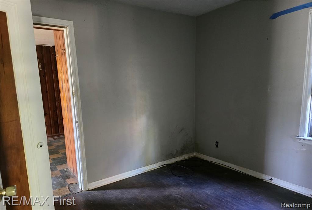 9003 Archdale Street, Detroit, MI 48228 — Photo 5