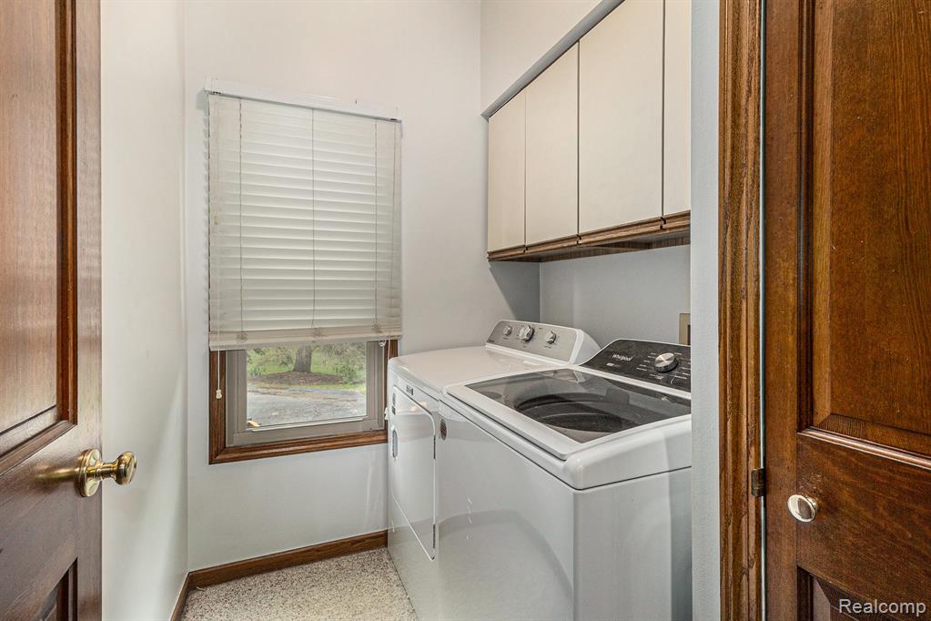 5895 Meadows Drive, Clarkston, MI 48348 — Photo 24