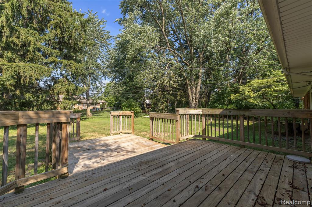 28720 Eldorado Pl, Lathrup Village, MI 48076 — Photo 58