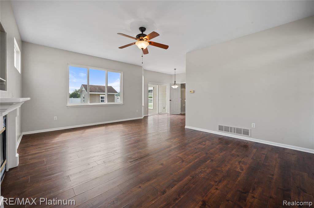 6327 Saint Charles Pass, Swartz Creek, MI 48473 — Photo 10