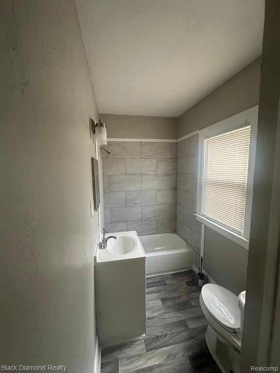 9330 STEEL Street, Detroit, MI 48228 — Photo 9