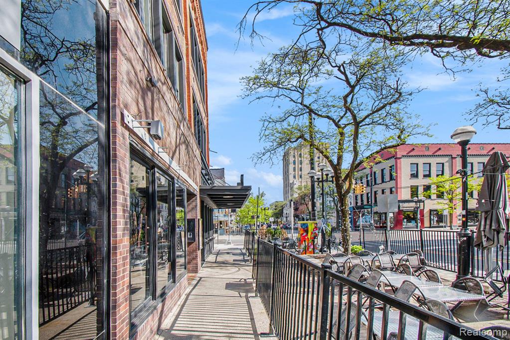101 W Liberty Street, 320, Ann Arbor, MI 48104 — Photo 25