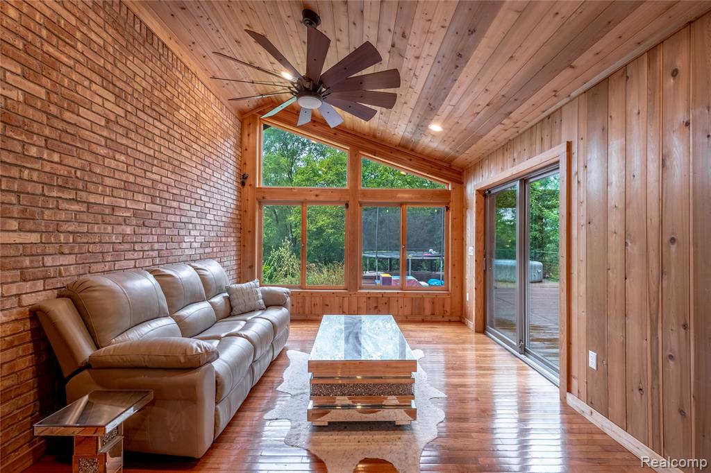 6576 Balmoral Terrace, Clarkston, MI — Photo 16