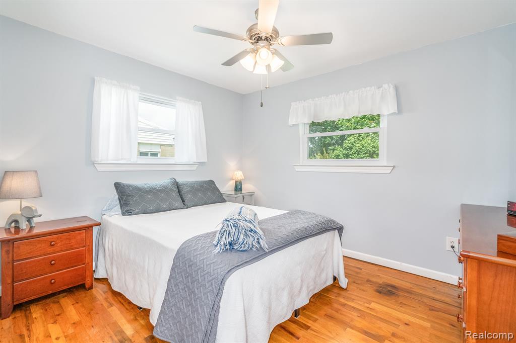 9705 HAMILTON Street, Belleville, MI 48111 — Photo 15