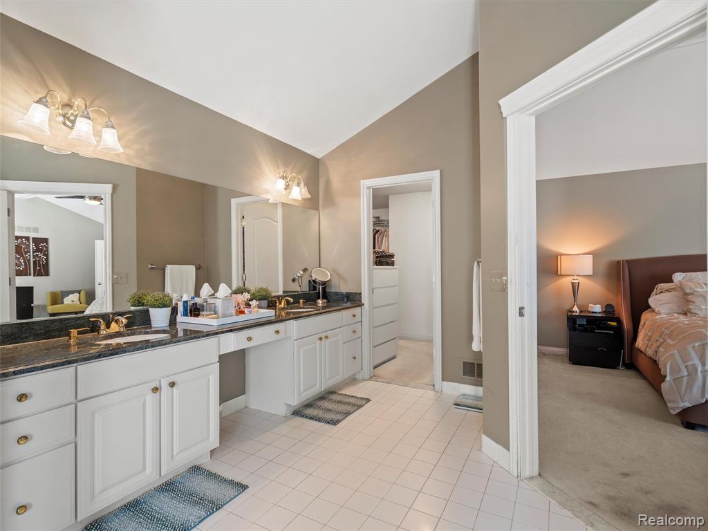 5657 Greenhill Drive, Troy, MI 48098 — Photo 51