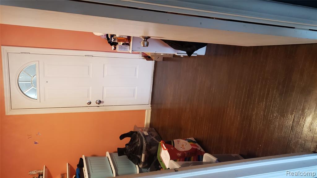 24816 CUSHING Avenue, Eastpointe, MI 48021 — Photo 21