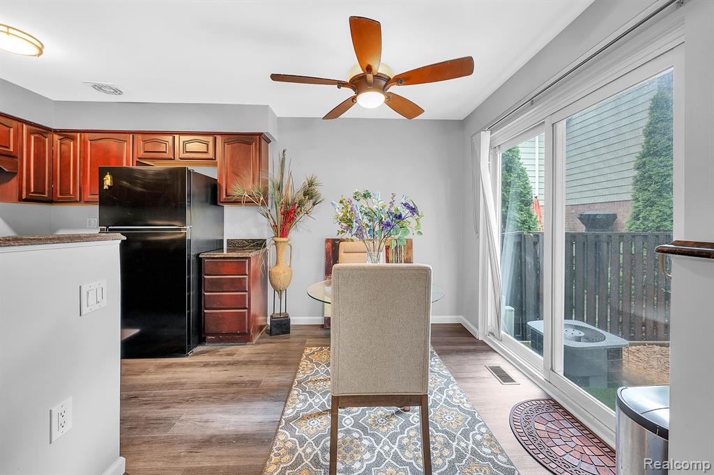 1963 WICKHAM Street, Royal Oak, MI 48073 — Photo 7